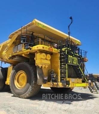 Komatsu 830 E-5 Karjeriniai savivarčiai