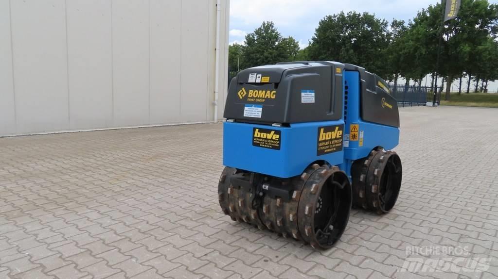 Bomag BMP 8500 Porinių būgnų volai