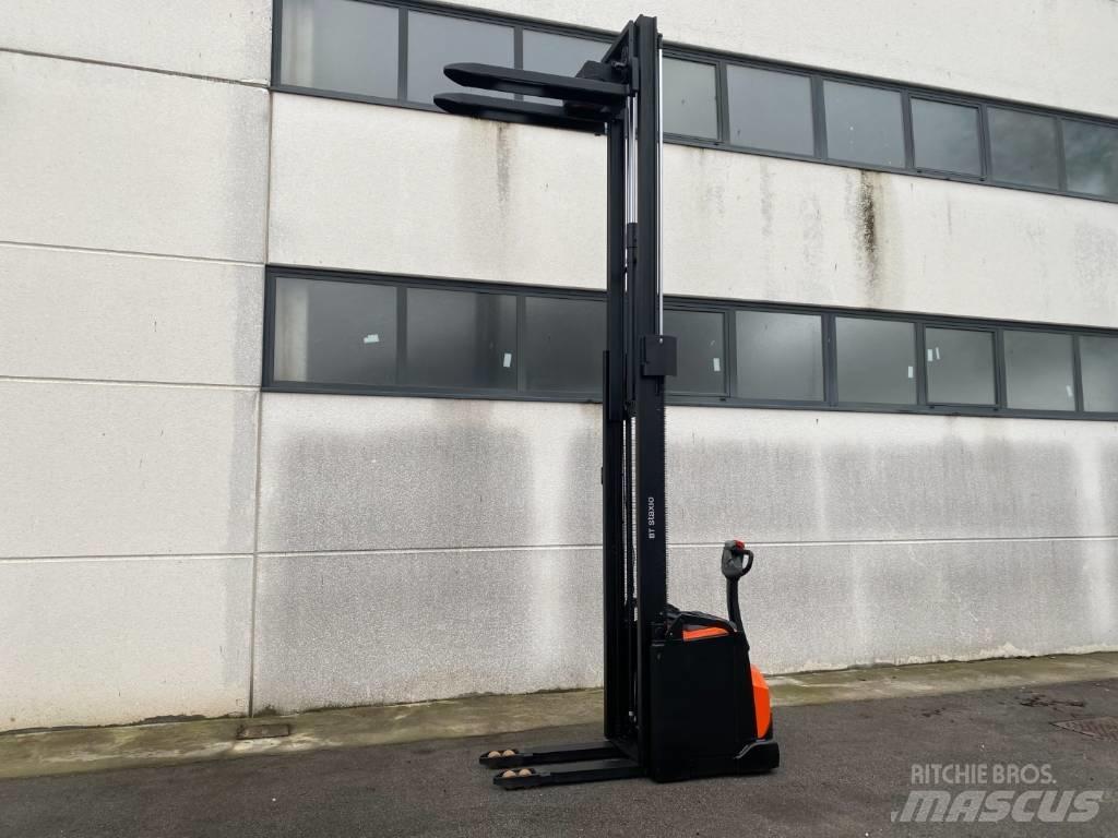Toyota SWE160 Rankiniai vėžimėliai
