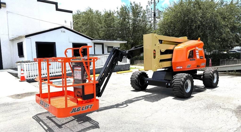 JLG 450 AJ Alkūniniai keltuvai
