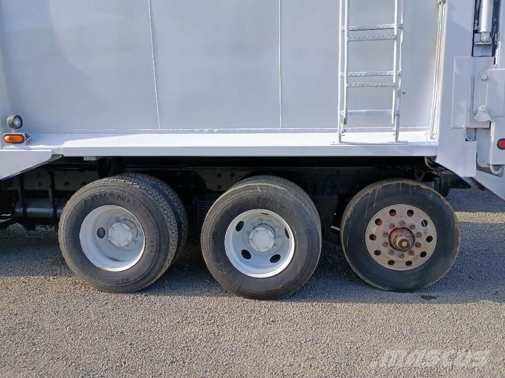 Mack LEU Šiukšliavežės