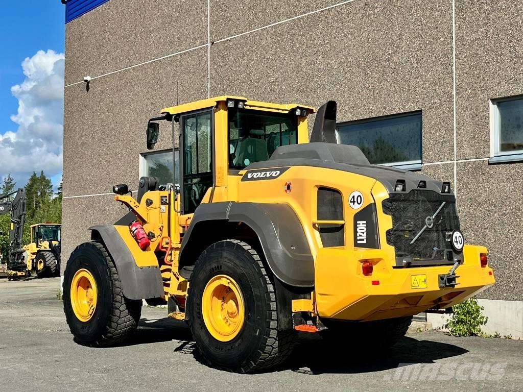Volvo L 120 H Naudoti ratiniai krautuvai