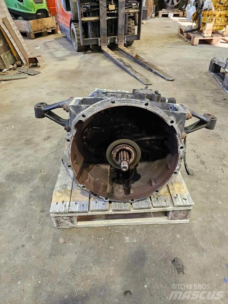 ZF 6S 850 Pavarų dėžės