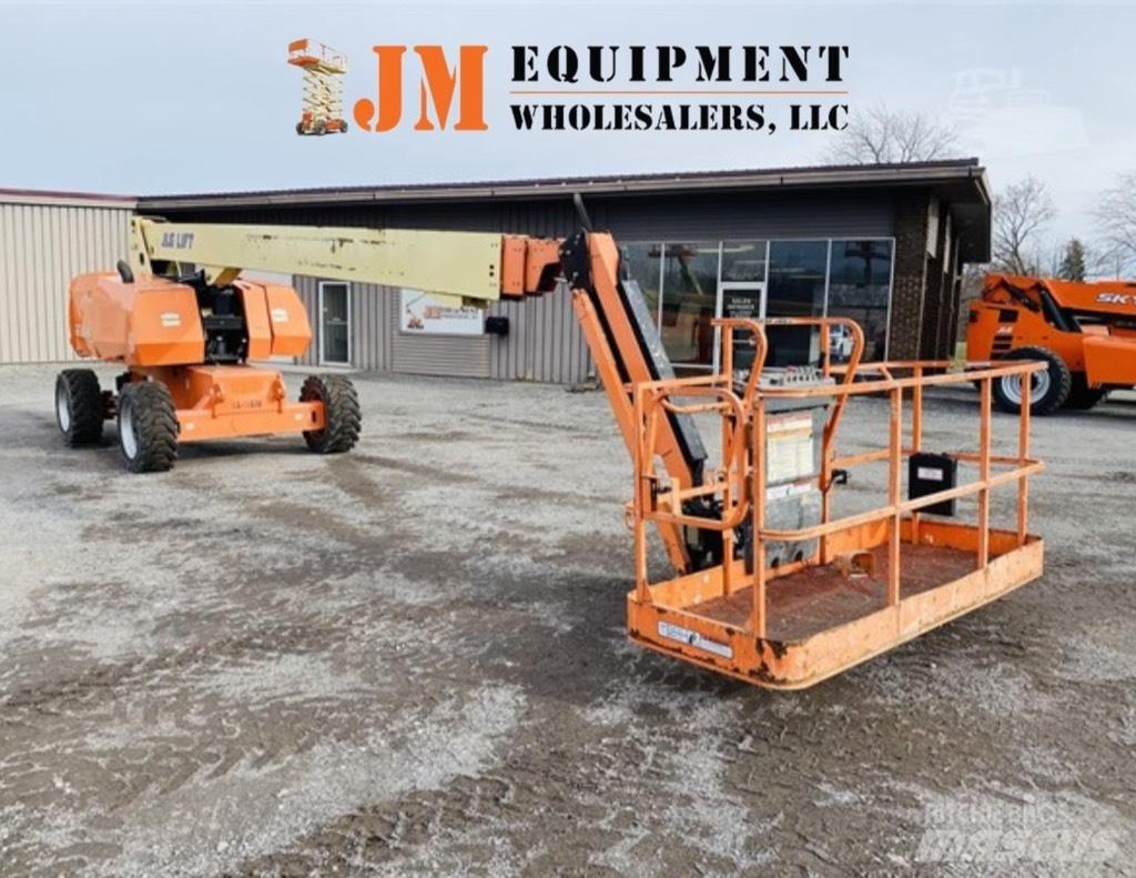 JLG 860 SJ Teleskopiniai keltuvai