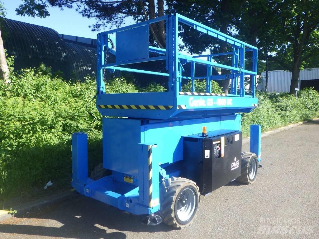 Genie GS4069DC Žirkliniai keltuvai