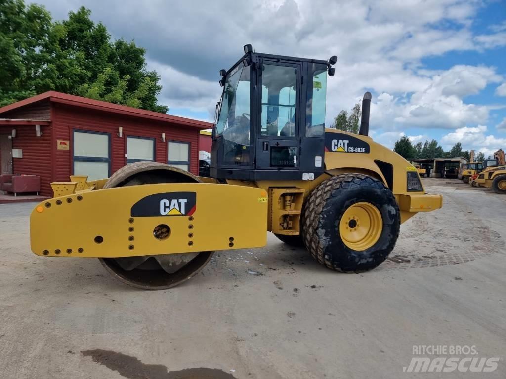 CAT CS 683 E Vieno būgno volai