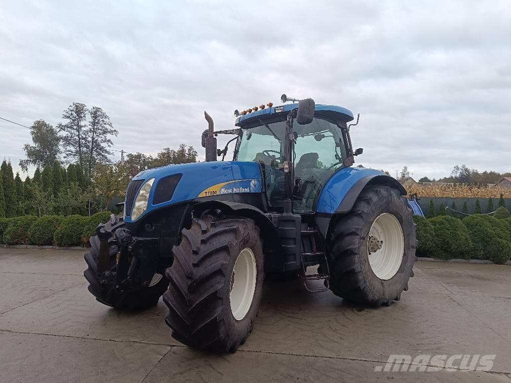 New Holland T 7050 Traktoriai
