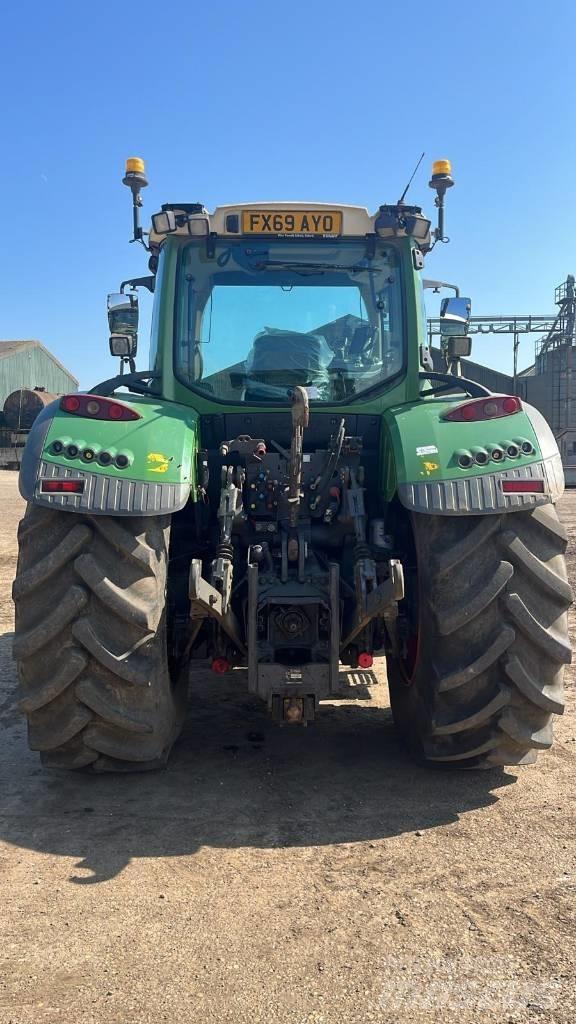 Fendt 720 Vario S4 Traktoriai