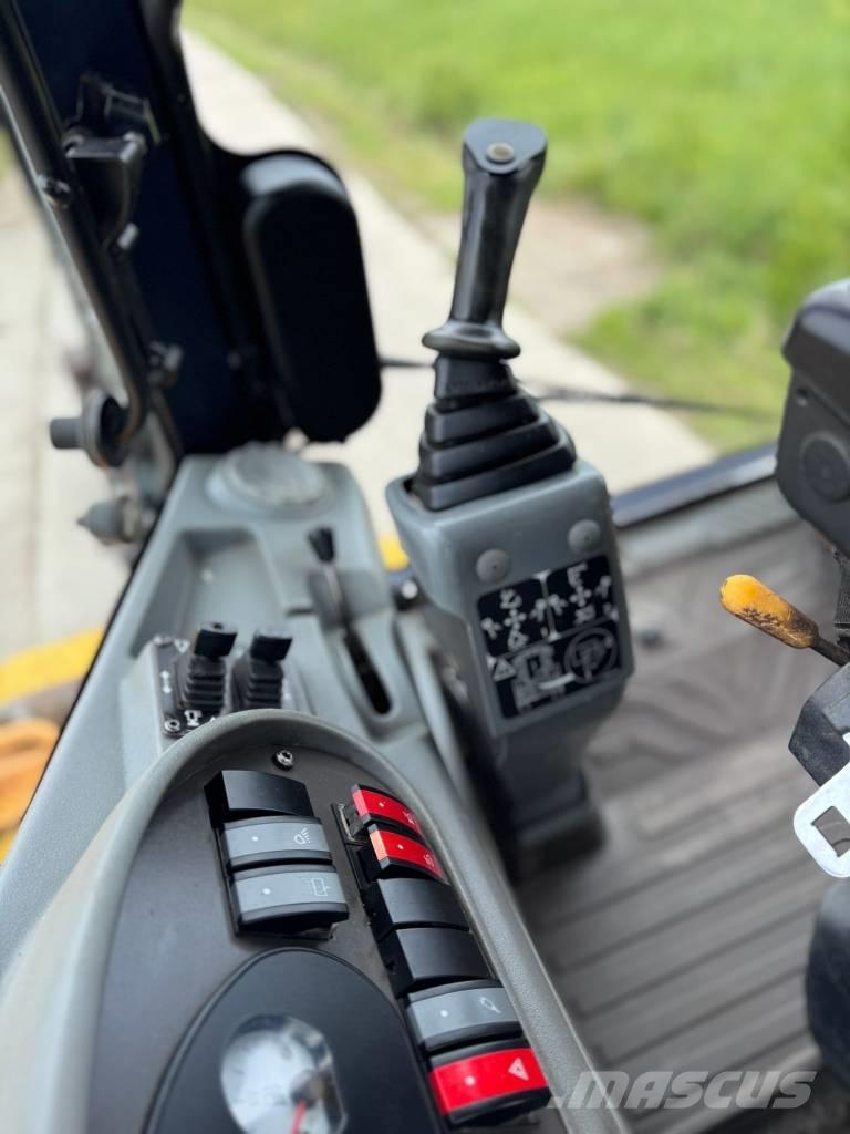 Volvo BL 71, JOYSTICK Ekskavatoriniai krautuvai