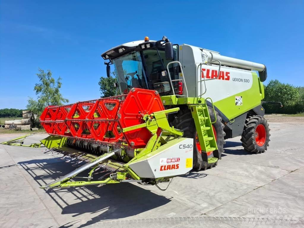 CLAAS Lexion 530 Derliaus nuėmimo kombainai