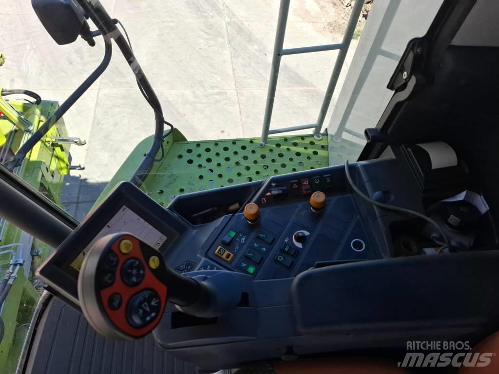 CLAAS Lexion 530 Derliaus nuėmimo kombainai