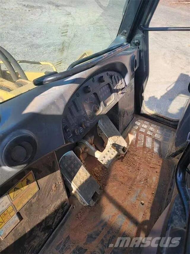 CAT 953C Vikšriniai krautuvai