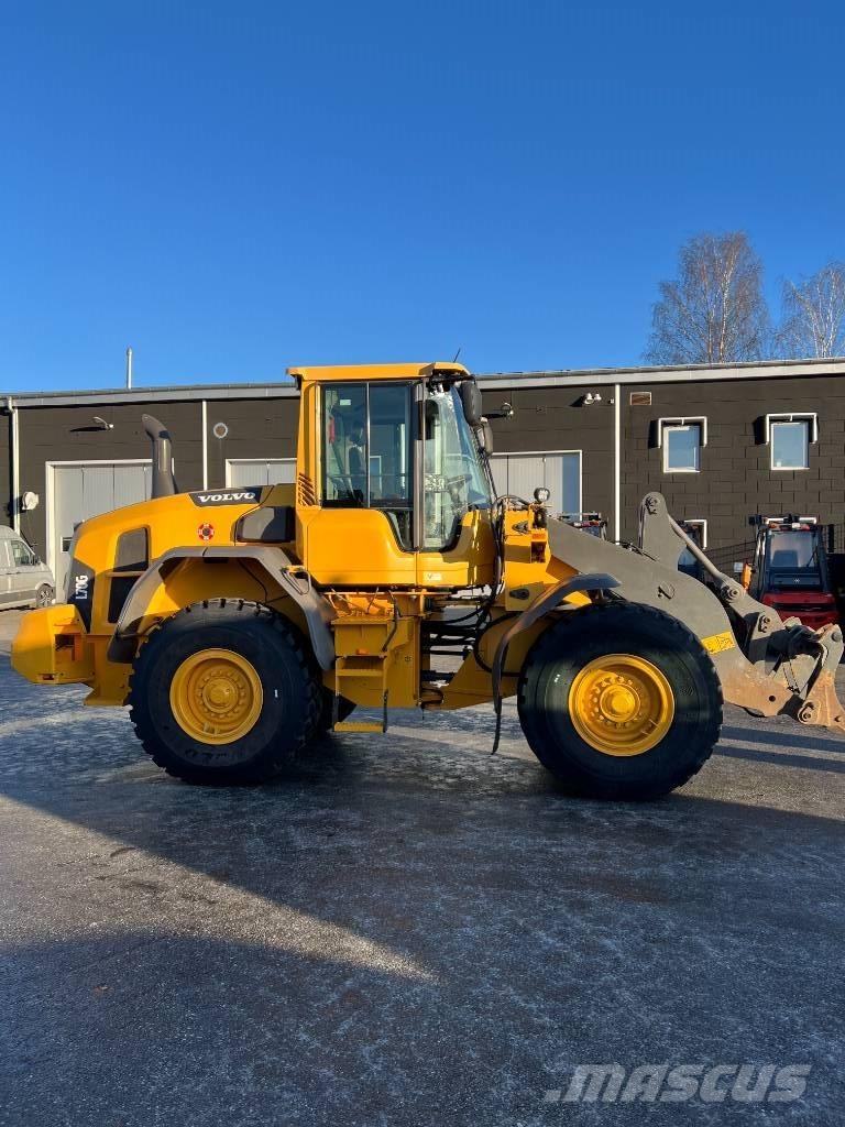 Volvo L 70 G Naudoti ratiniai krautuvai