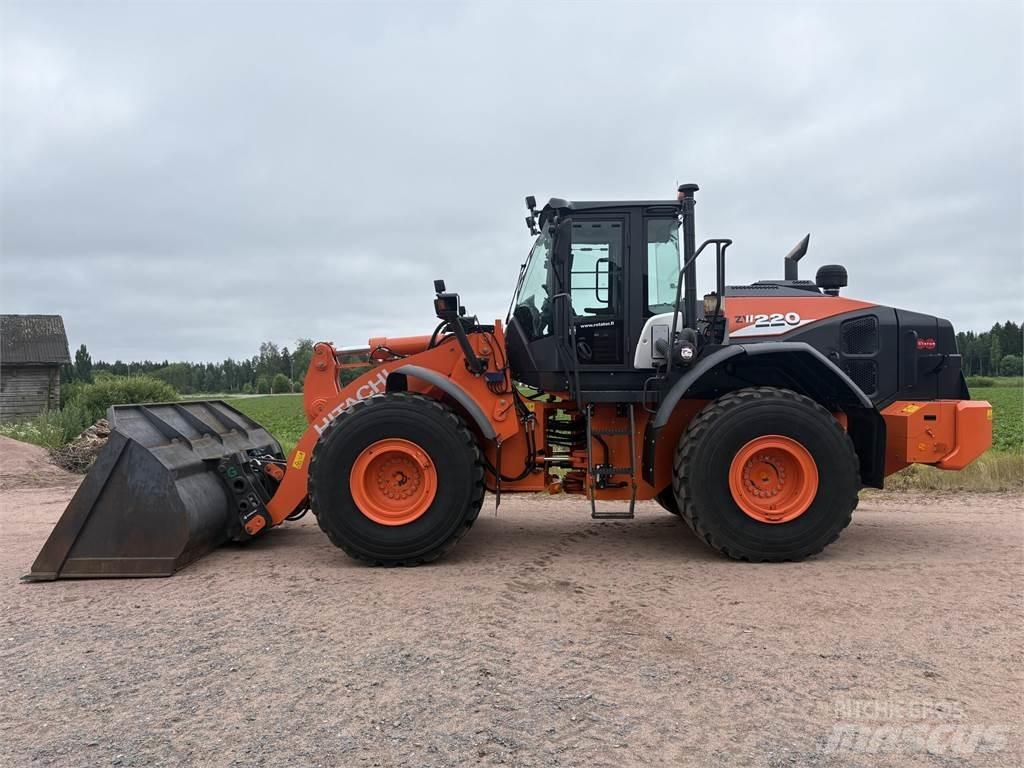 Hitachi ZW 220-6 Naudoti ratiniai krautuvai
