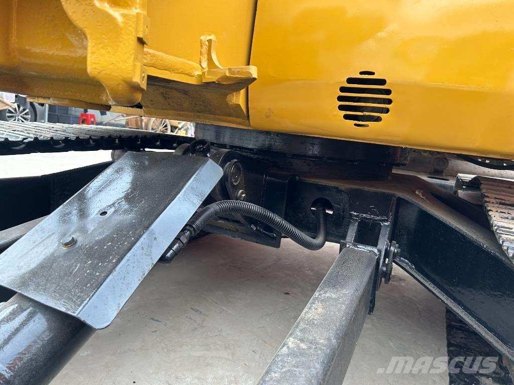 CAT 304 Vikšriniai ekskavatoriai