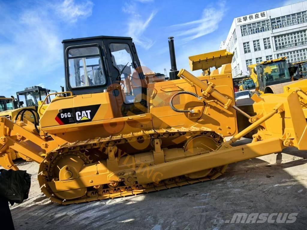 CAT D6G Greideriai