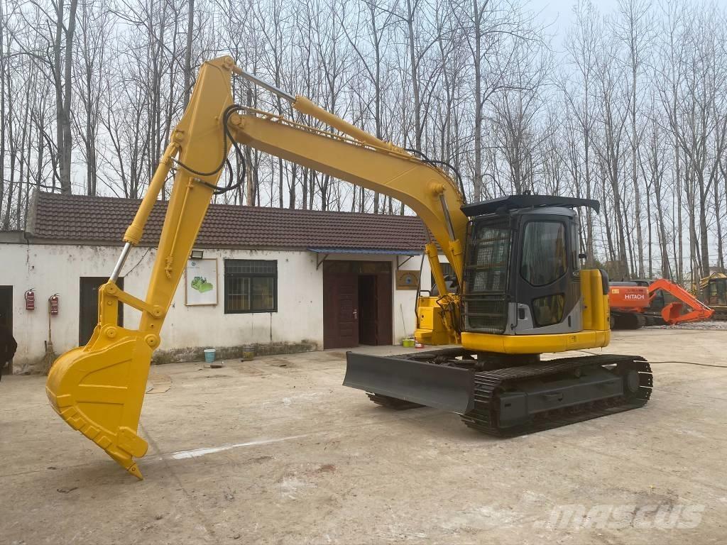 Komatsu PC128US Vikšriniai ekskavatoriai