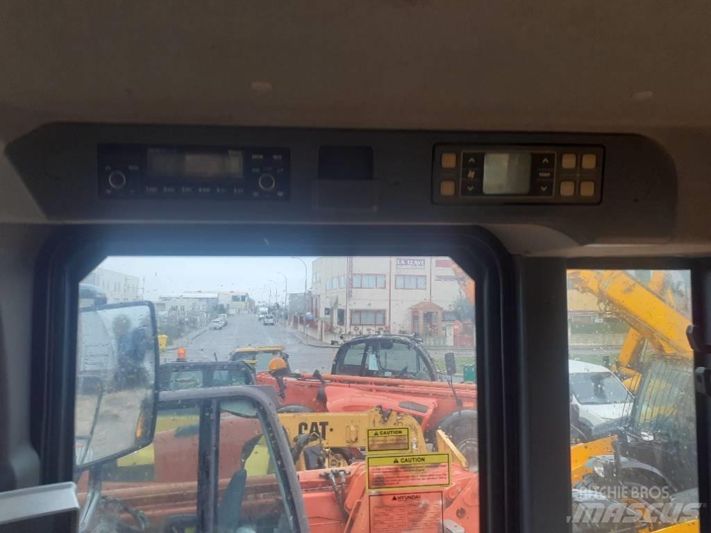Hyundai HL 757-9 A Naudoti ratiniai krautuvai