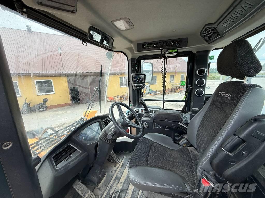 Hyundai HL 960 Naudoti ratiniai krautuvai