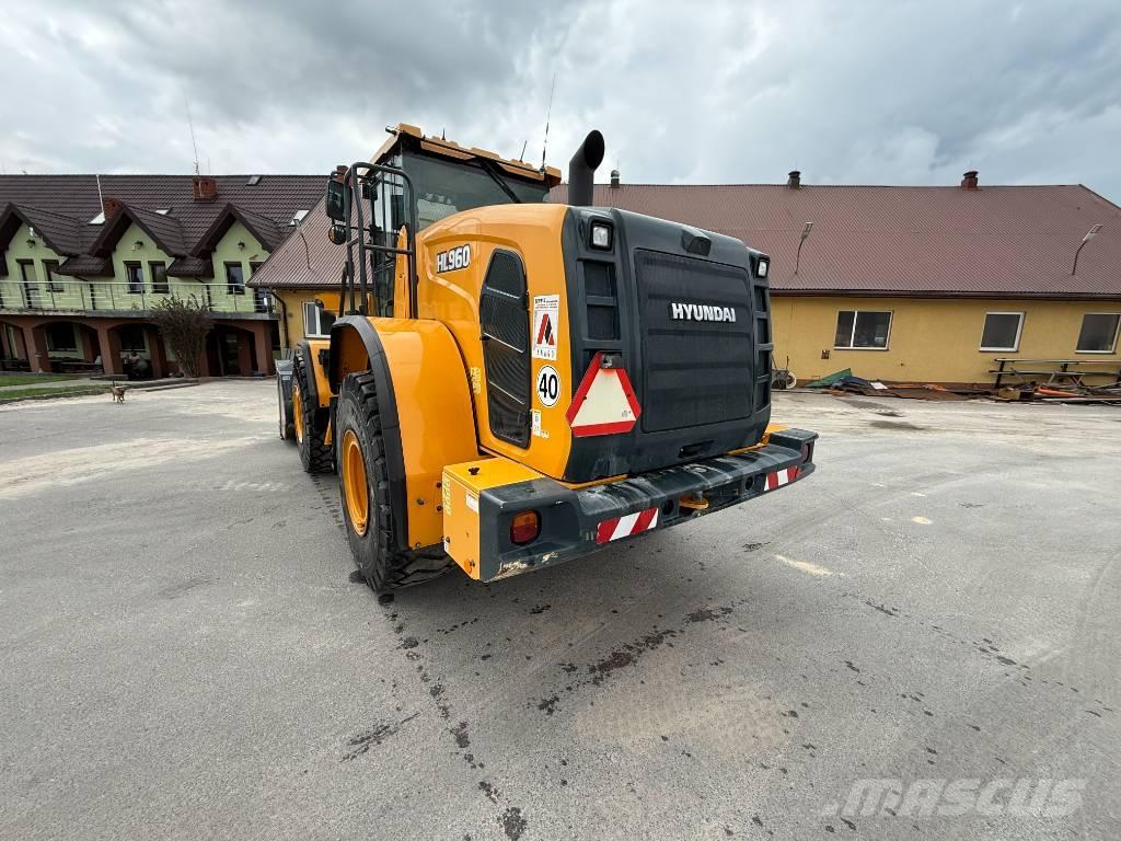 Hyundai HL 960 Naudoti ratiniai krautuvai
