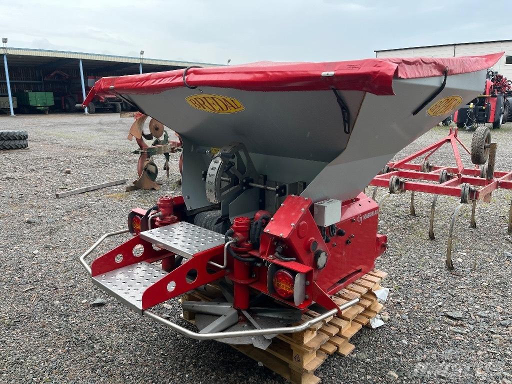 Bredal SGS 1500 Smėlio ir druskos barstytuvai