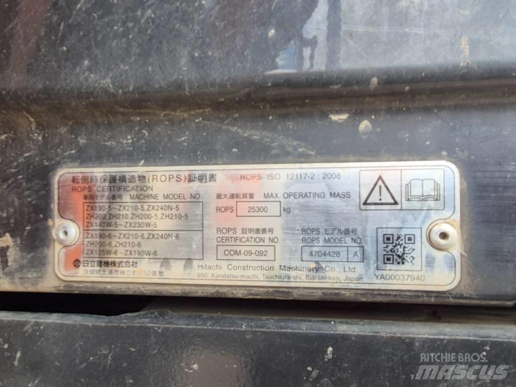 Hitachi ZX 170 W-6 Ratiniai ekskavatoriai