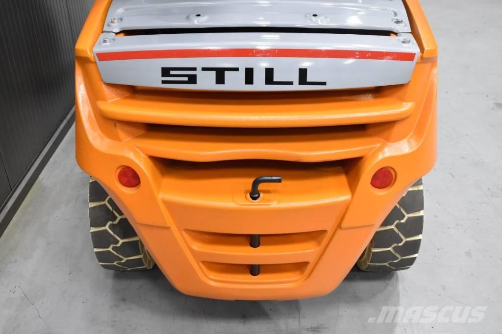 Still RX 70-35 Dyzeliniai krautuvai