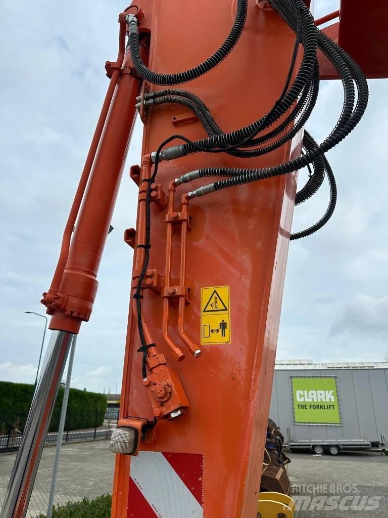 Hitachi ZX190W-6 Ratiniai ekskavatoriai