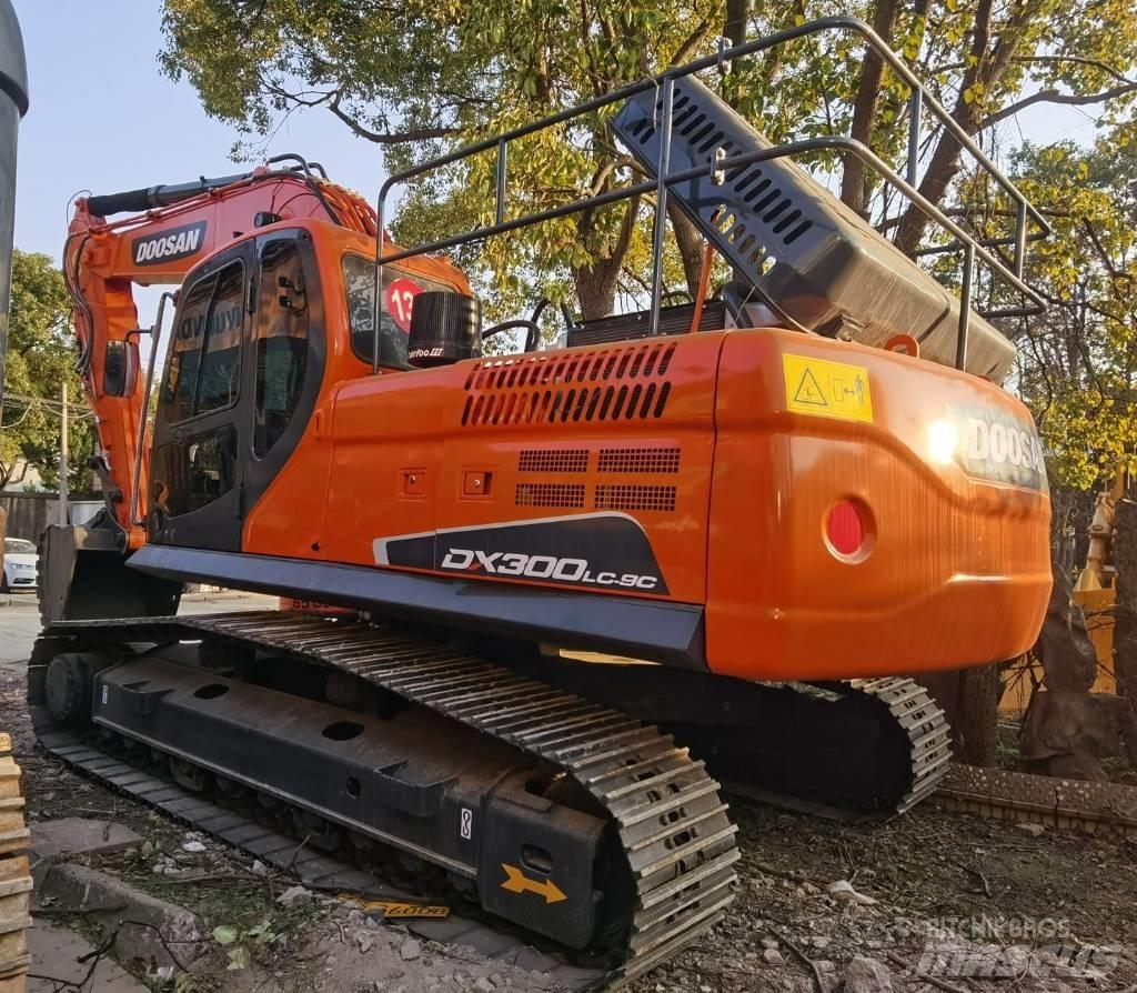Doosan DX300LC- 9C Vikšriniai ekskavatoriai