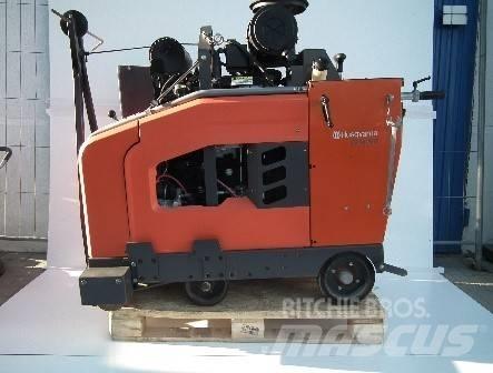 Husqvarna FS 6000D Statyba - Kita