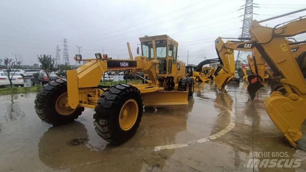CAT 140 H Greideriai