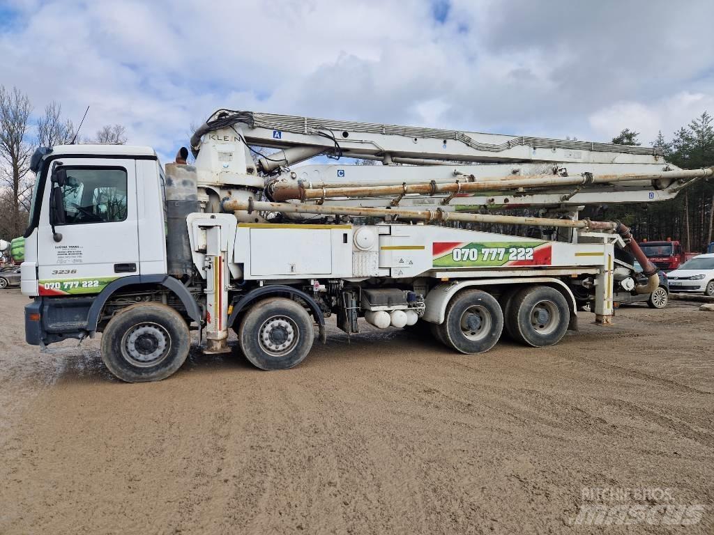 Mercedes-Benz 3236 Betono siurbliai