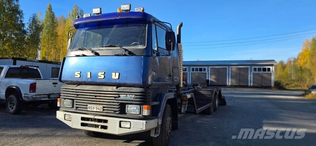Sisu SM 300 Miško mašinų transportavimo sunkvežimiai