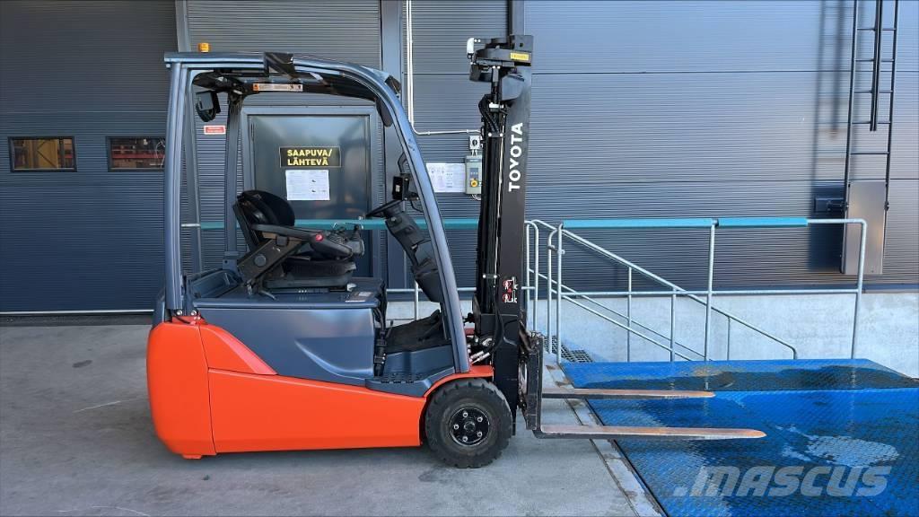 Toyota 8 FBET 16 Elektriniai šakiniai krautuvai