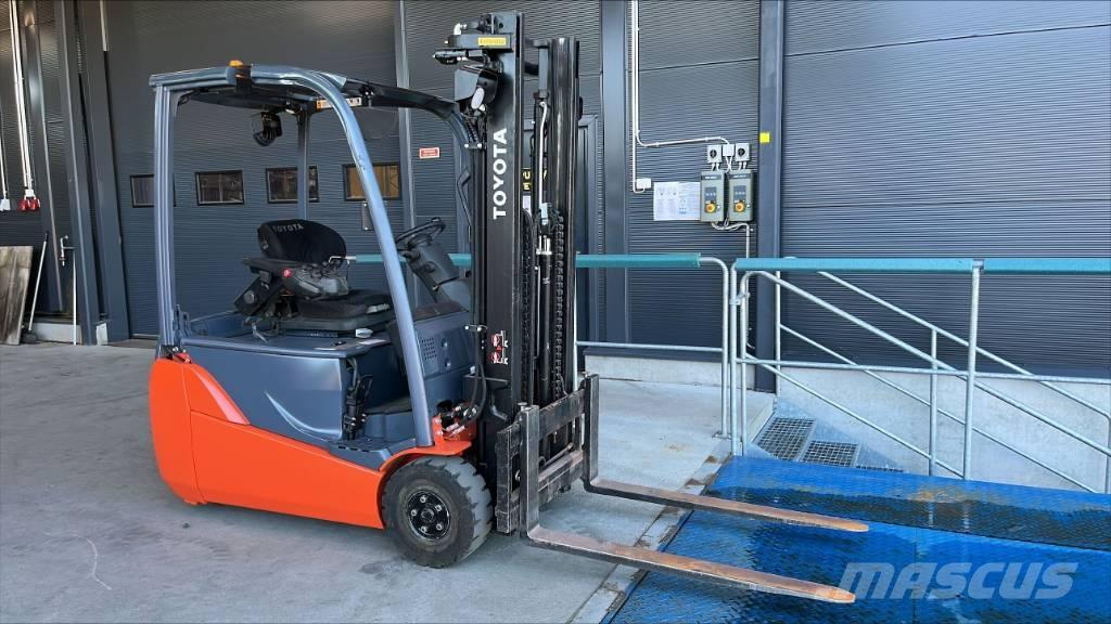 Toyota 8 FBET 16 Elektriniai šakiniai krautuvai