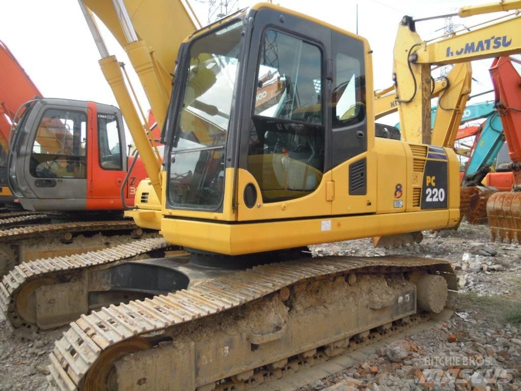 Komatsu PC 220-8 Vikšriniai ekskavatoriai