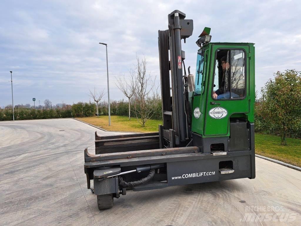 Combilift C 8000 Šakiniai krautuvai su privažiavimu iš visų keturių pusių