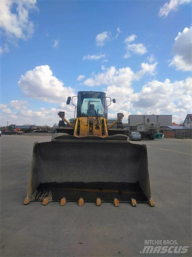 Komatsu WA380-3H Naudoti ratiniai krautuvai