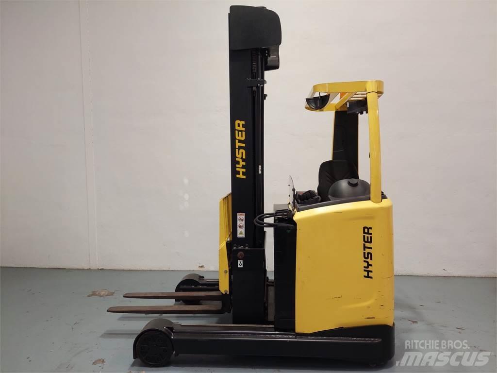 Hyster R 2 5 Šakiniai krautuvai su prailgintu keltuvu