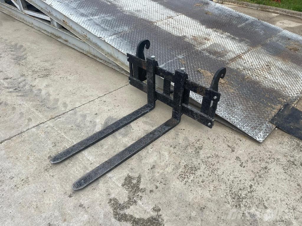 Palazzani PB 30 Ekskavatoriniai krautuvai