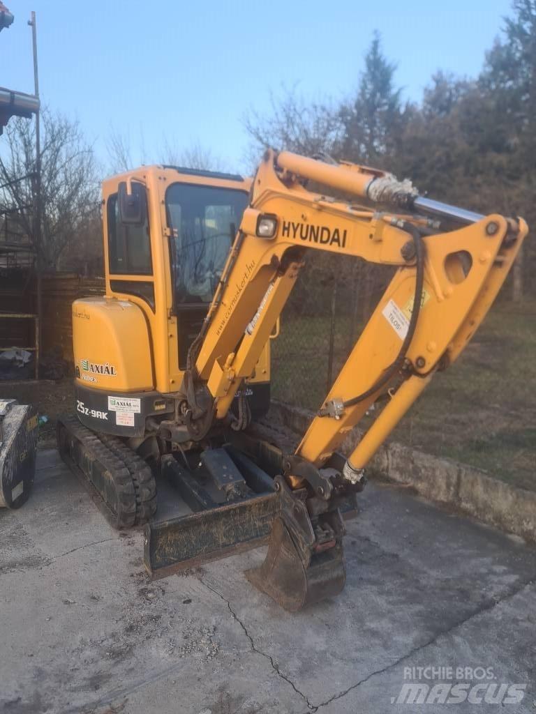 Hyundai R25Z-9 AK Mini ekskavatoriai < 7 t