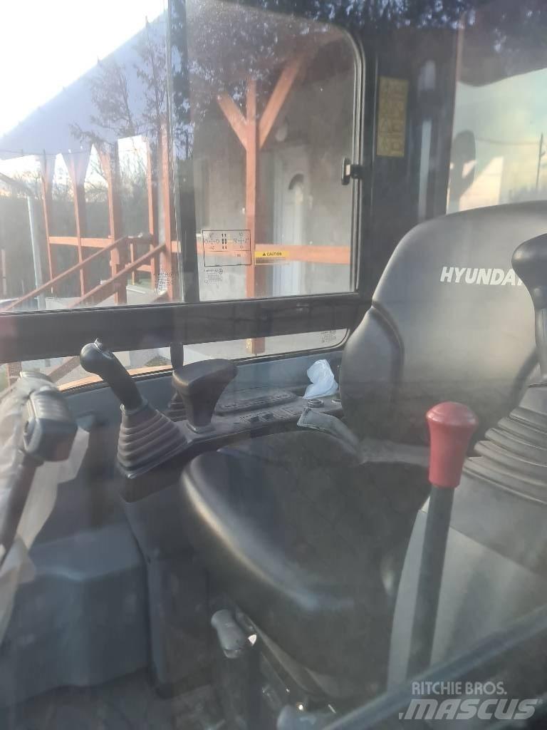 Hyundai R25Z-9 AK Mini ekskavatoriai < 7 t