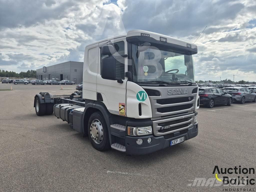 Scania P 450 Važiuoklė su kabina