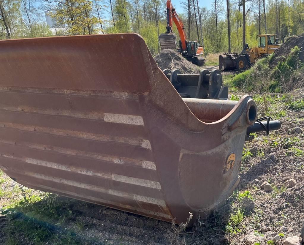 Doosan DX 420 LC Vikšriniai ekskavatoriai