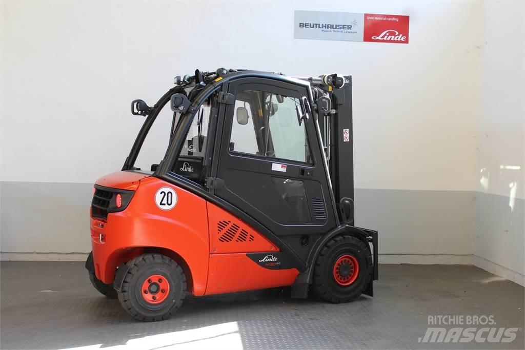 Linde H30D Dyzeliniai krautuvai