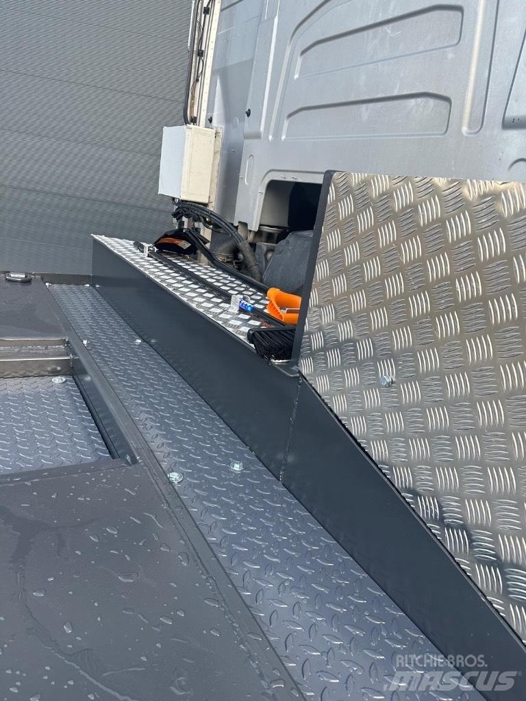 Volvo FH16 750 Miško mašinų transportavimo sunkvežimiai