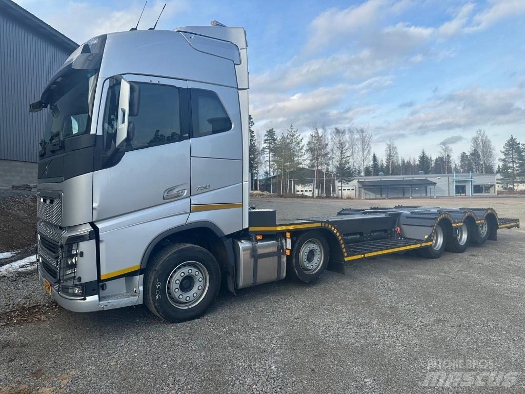 Volvo FH16 750 Miško mašinų transportavimo sunkvežimiai