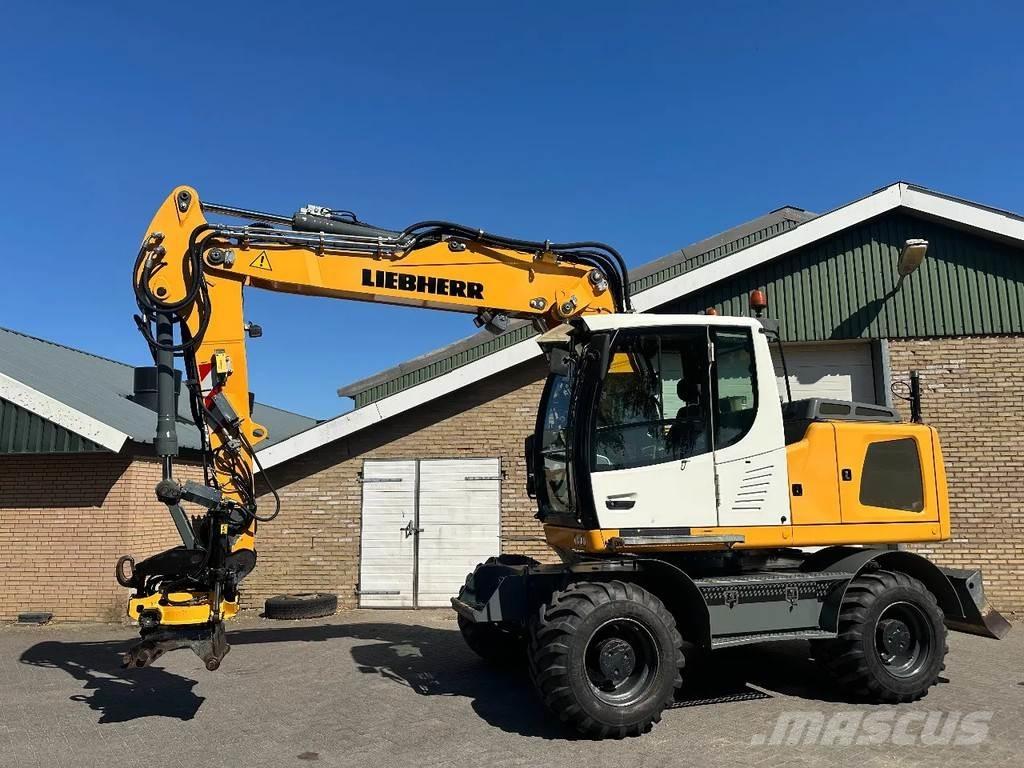 Liebherr A916 Ratiniai ekskavatoriai