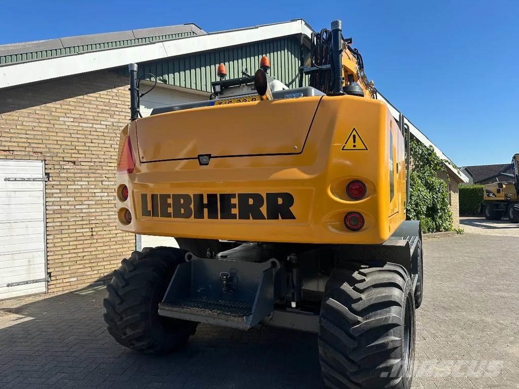 Liebherr A916 Ratiniai ekskavatoriai