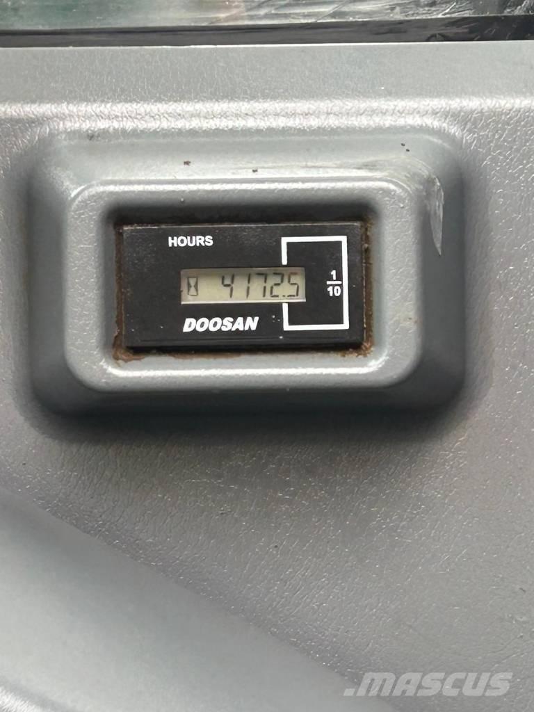 Doosan DX140LCR-7 Vikšriniai ekskavatoriai